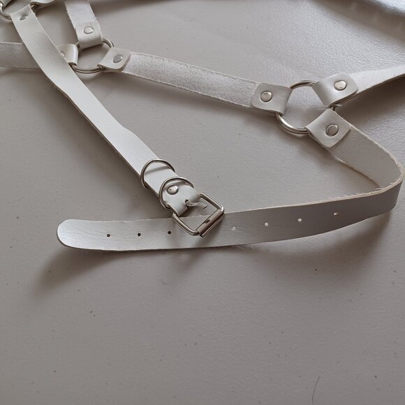 Leather Harness with Angel Wings - Picture 9 of 12